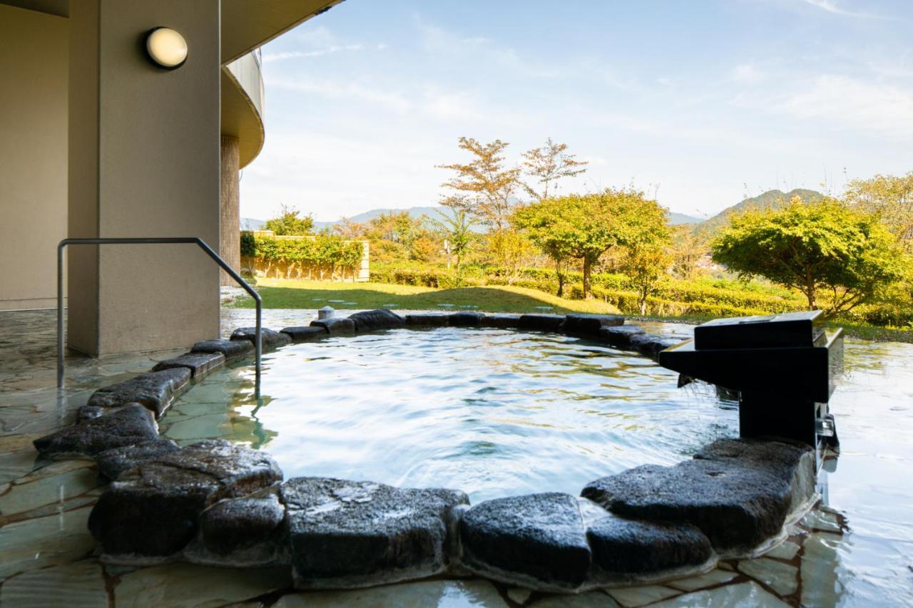 Enakyo Onsen Hotel Yuzuriha Luaran gambar