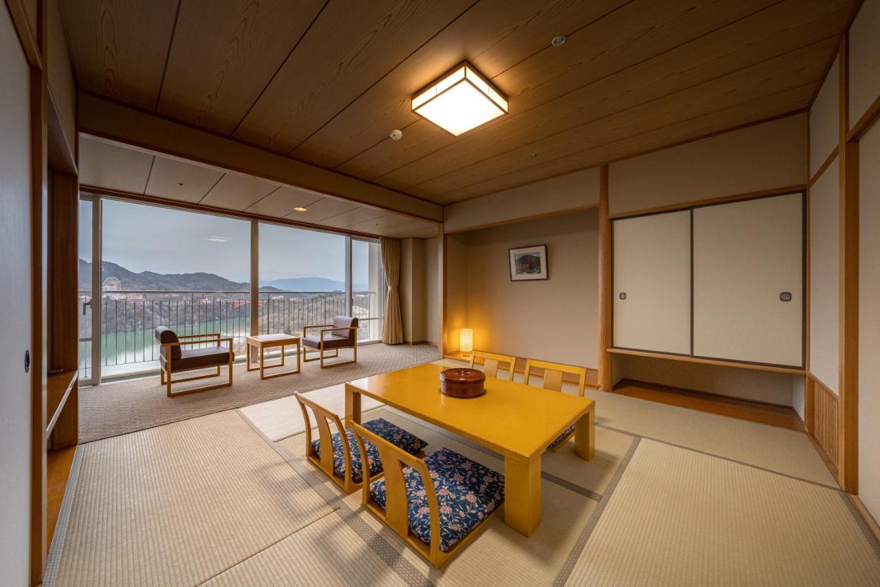 Enakyo Onsen Hotel Yuzuriha Luaran gambar