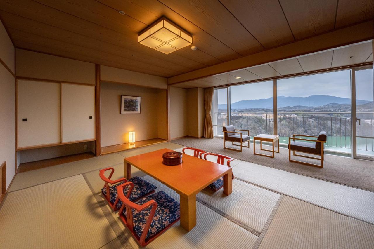 Enakyo Onsen Hotel Yuzuriha Luaran gambar