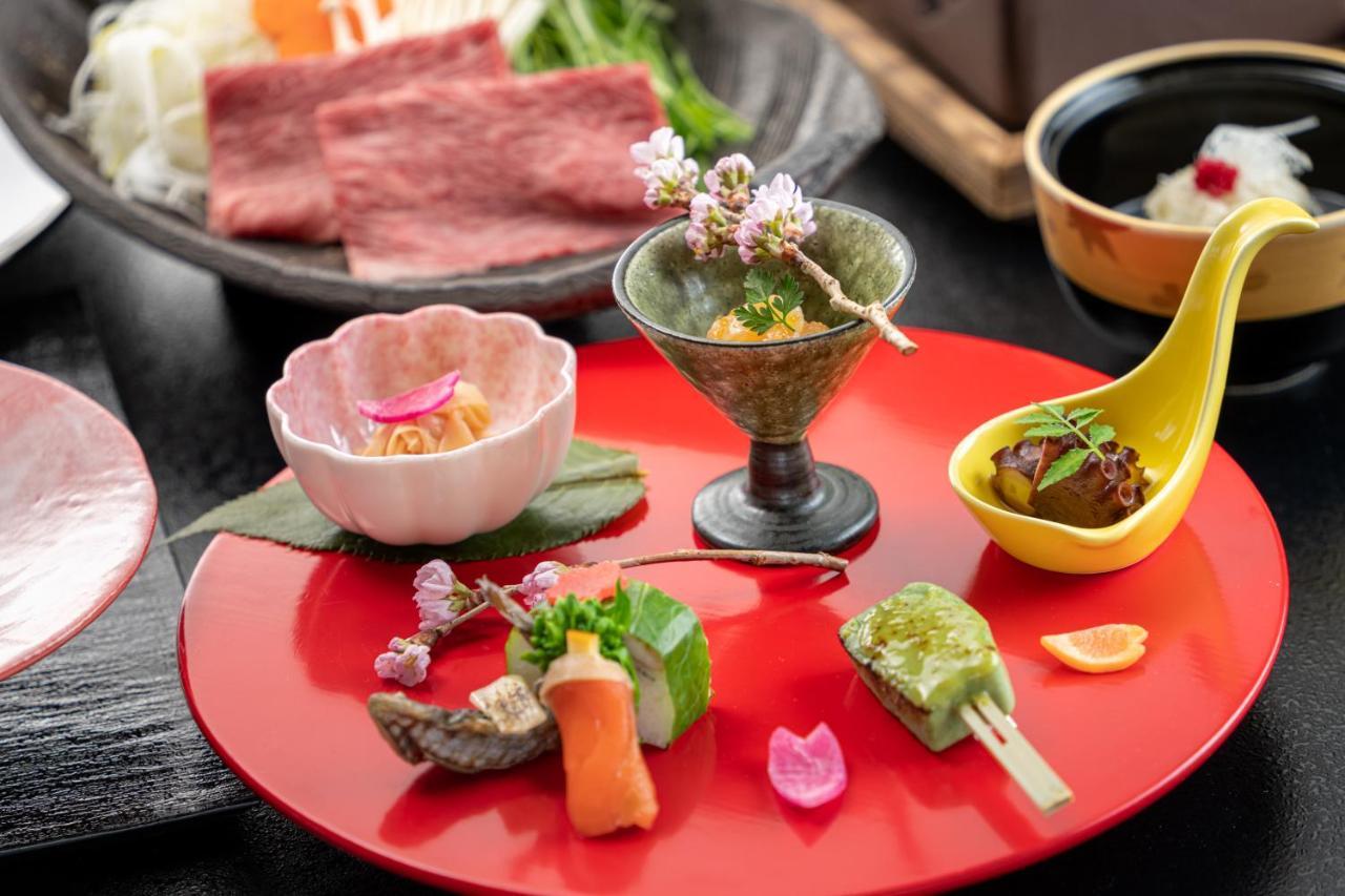 Enakyo Onsen Hotel Yuzuriha Luaran gambar