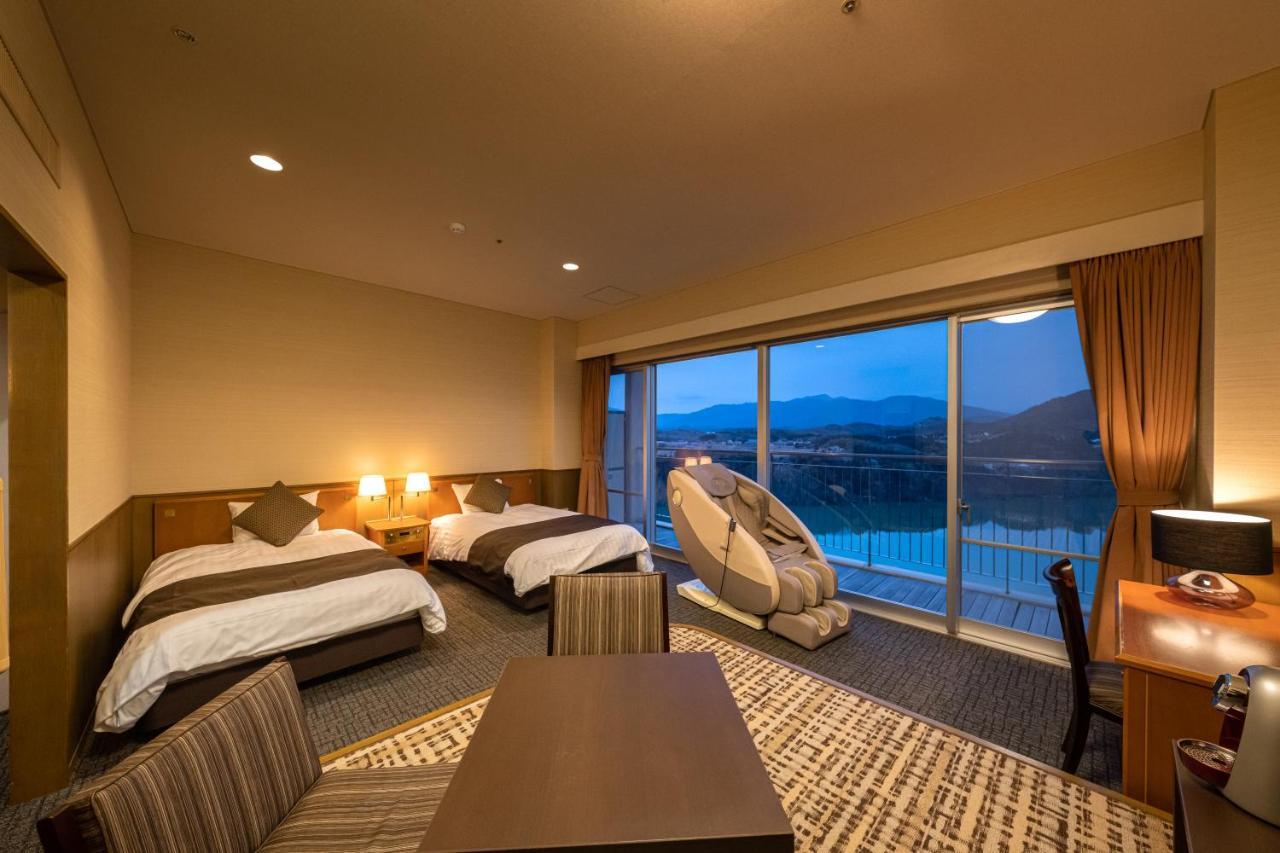 Enakyo Onsen Hotel Yuzuriha Luaran gambar